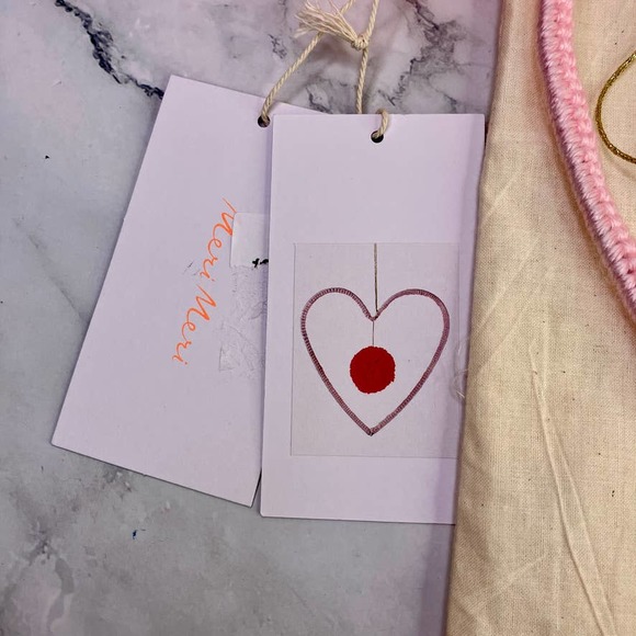 Meri Meri Pink Hanging Heart Decoration Wall Pom Nursery Bedroom - Picture 3 of 6